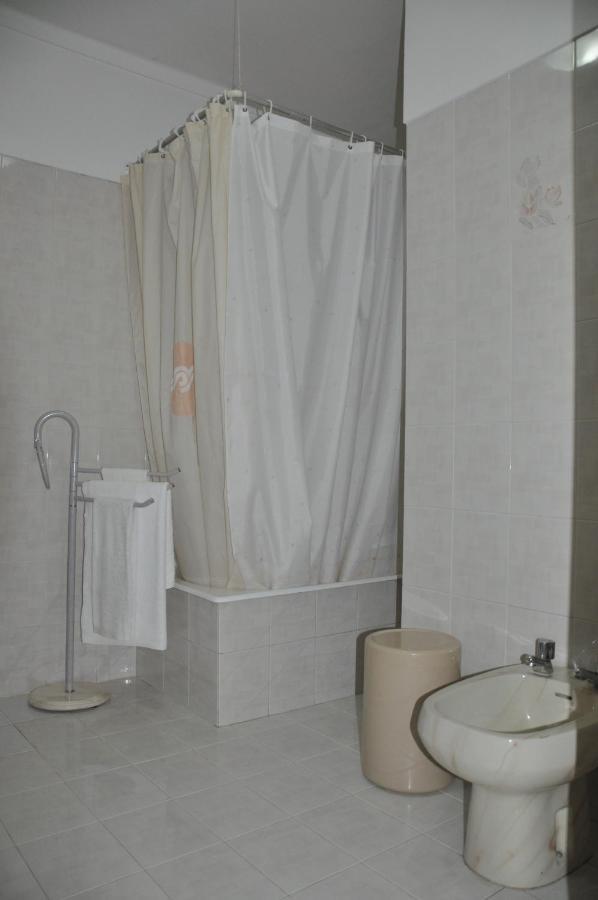 Tic Tac Apartment Peniche Exterior photo